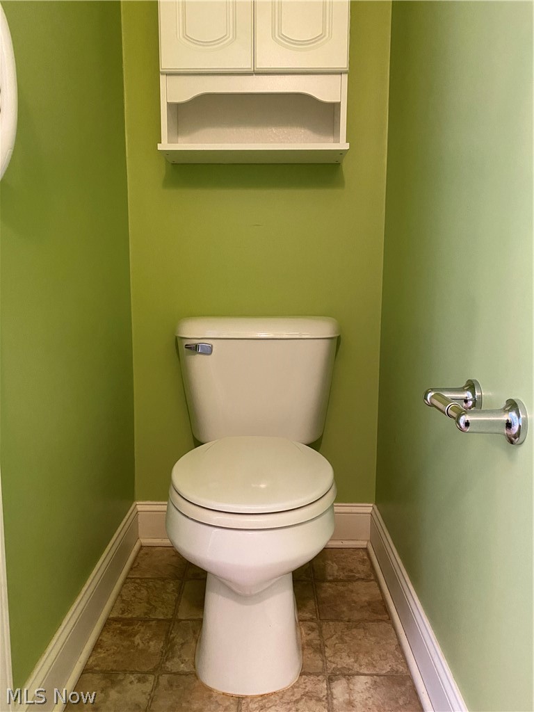 313 Abby Lane Hartville OH 44632