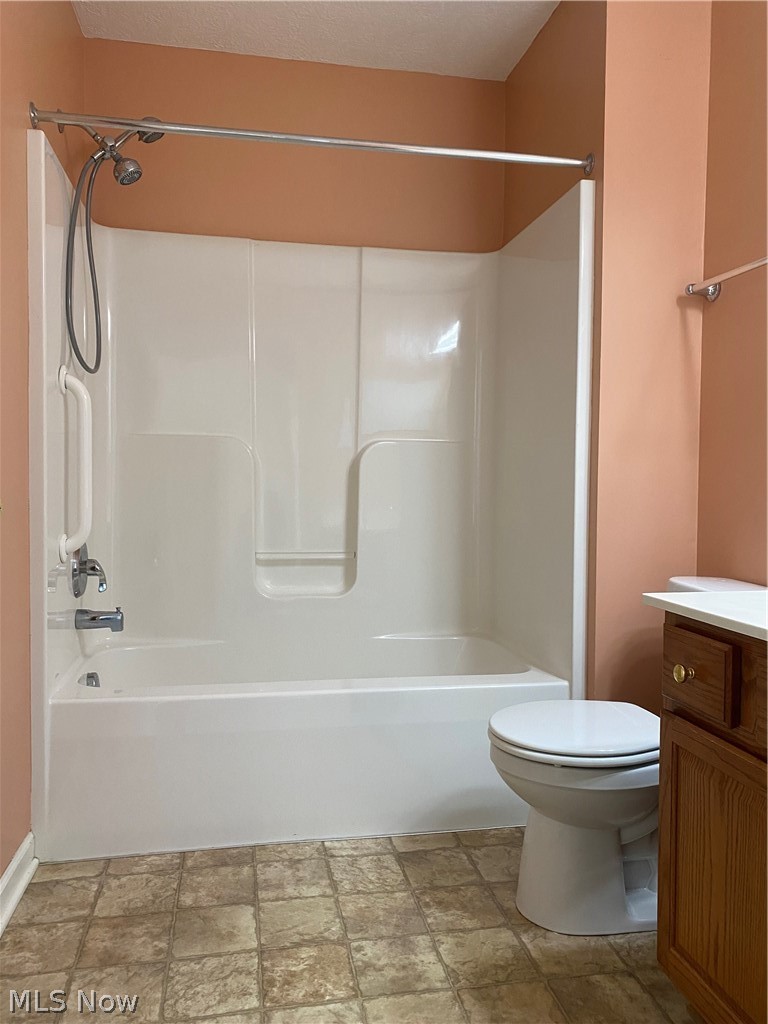313 Abby Lane Hartville OH 44632