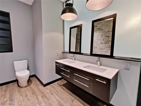 21 Furnace Street Akron OH 44308