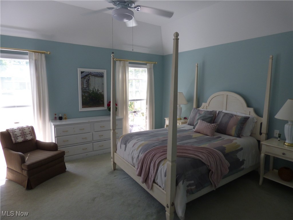 200 Saint Andrews Place NE Warren OH 44484