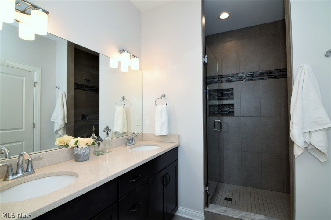 1362 Slate Court Cleveland Heights OH 44118