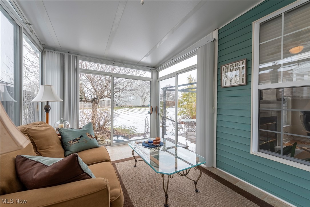 9765 Sugarbush Circle Olmsted Falls OH 44138