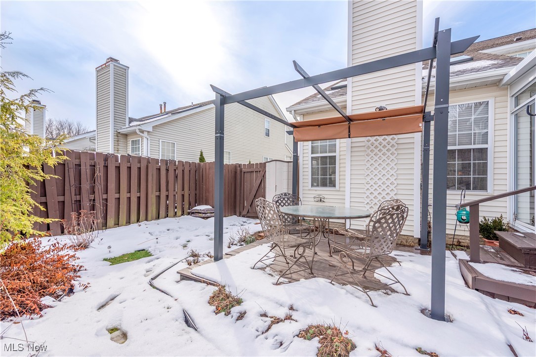 9765 Sugarbush Circle Olmsted Falls OH 44138