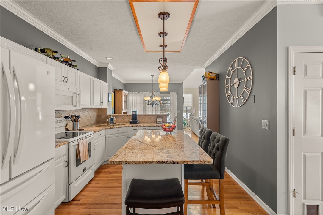 9765 Sugarbush Circle Olmsted Falls OH 44138