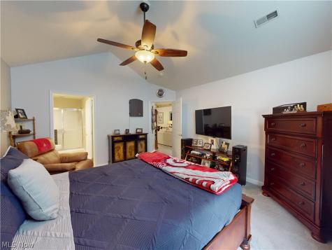 634 Crossings Circle Tallmadge OH 44278
