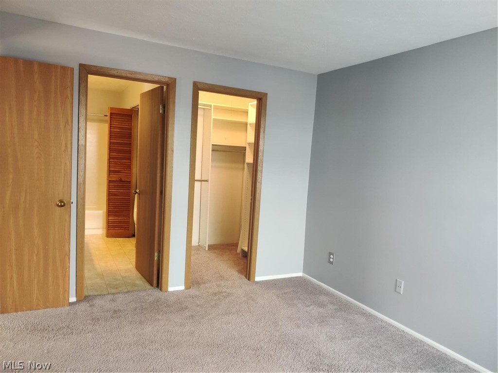 2104 Stoney Run Circle Broadview Heights OH 44147