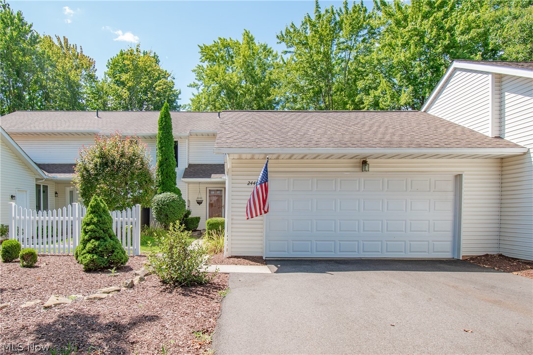2440 Port Charles Drive Stow OH 44224