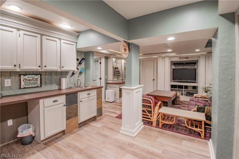 2440 Port Charles Drive Stow OH 44224