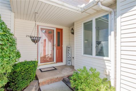 2440 Port Charles Drive Stow OH 44224