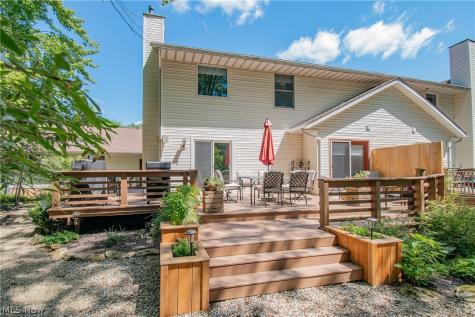 2440 Port Charles Drive Stow OH 44224