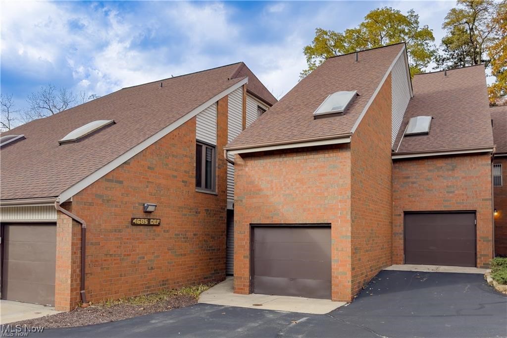 4685 Mayfield Road South Euclid OH 44121