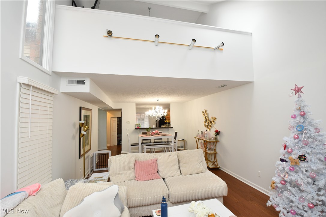 4685 Mayfield Road South Euclid OH 44121