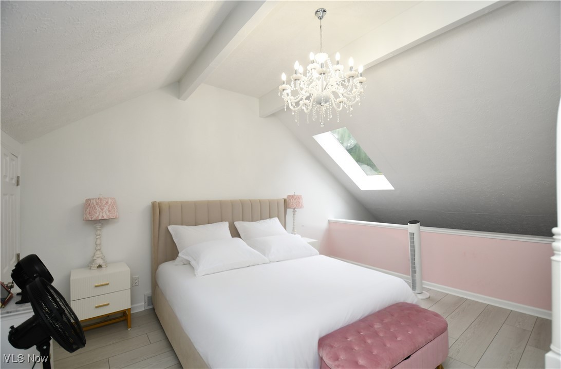 4685 Mayfield Road South Euclid OH 44121