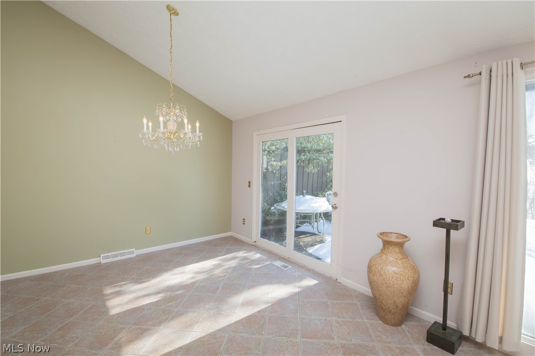 290-21 Hawthorne Drive Aurora OH 44202