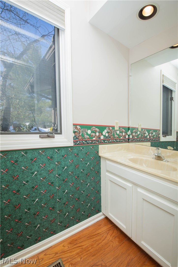 290-21 Hawthorne Drive Aurora OH 44202