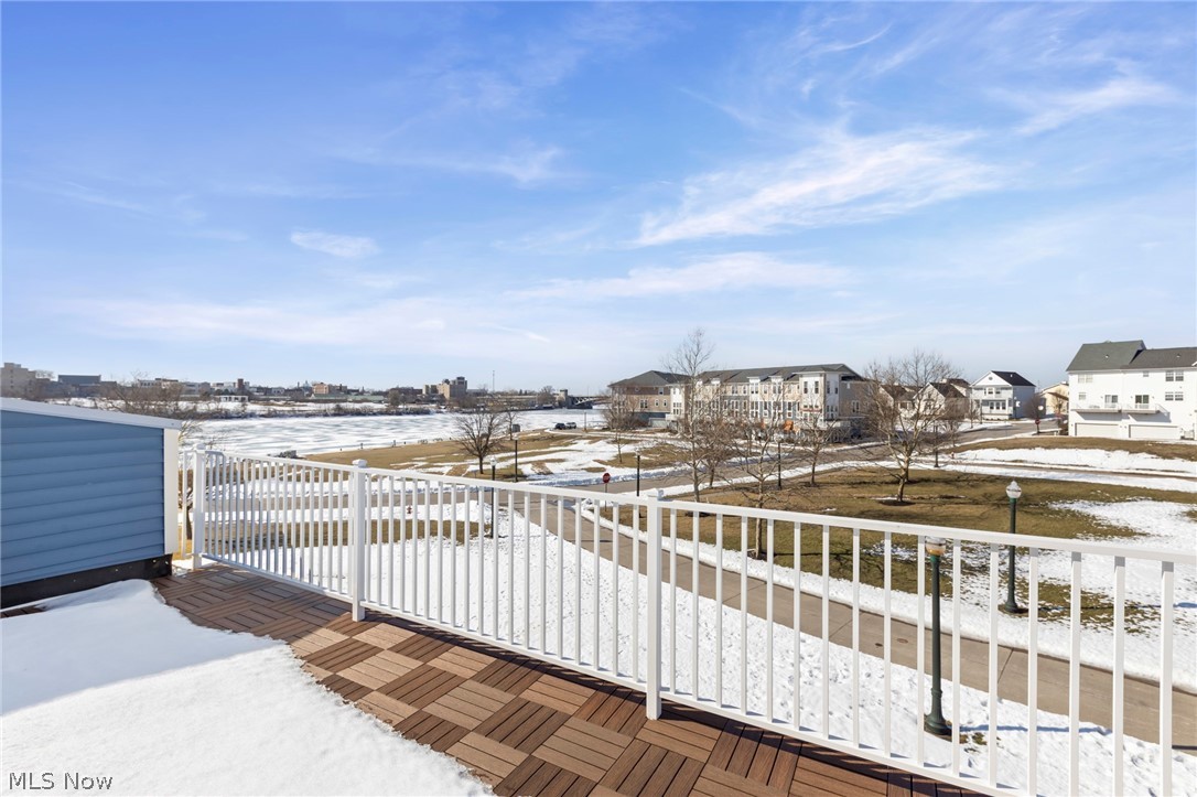 461 Harbor Lane Lorain OH 44052