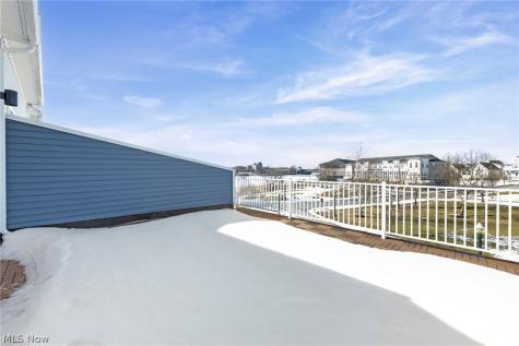 461 Harbor Lane Lorain OH 44052