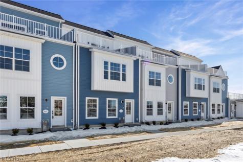 461 Harbor Lane Lorain OH 44052