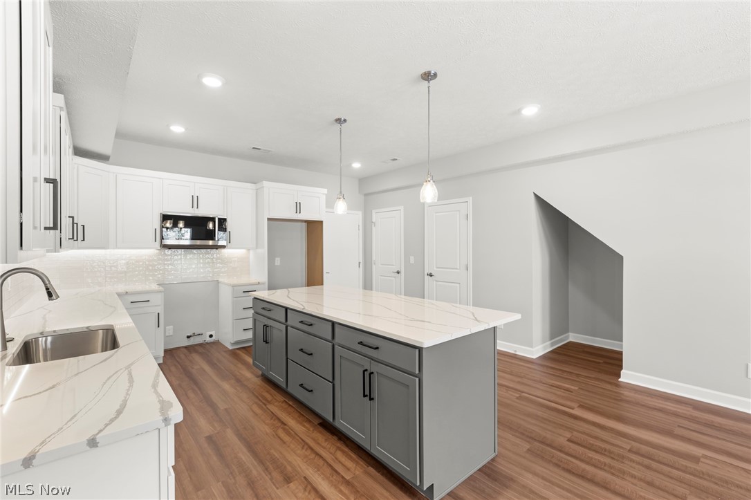 461 Harbor Lane Lorain OH 44052