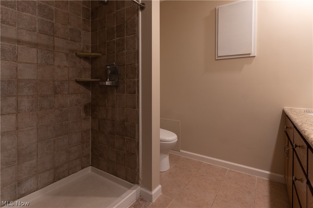 18251 Glencreek Lane Strongsville OH 44136