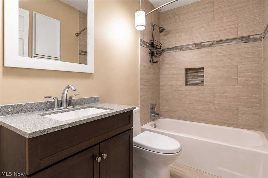 18251 Glencreek Lane Strongsville OH 44136