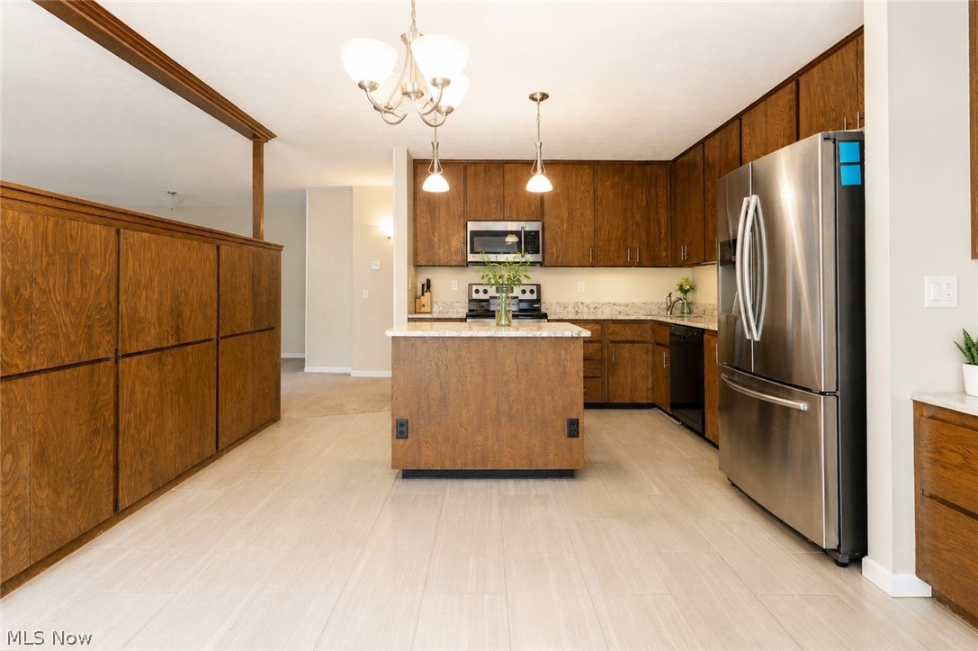 18251 Glencreek Lane Strongsville OH 44136