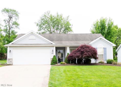 316 Brookpoint Street NW North Canton OH 44720