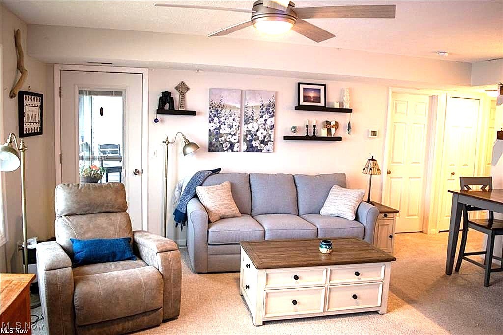 5237 Lake Road W Ashtabula OH 44004