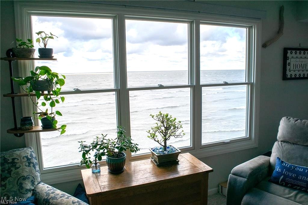 5237 Lake Road W Ashtabula OH 44004