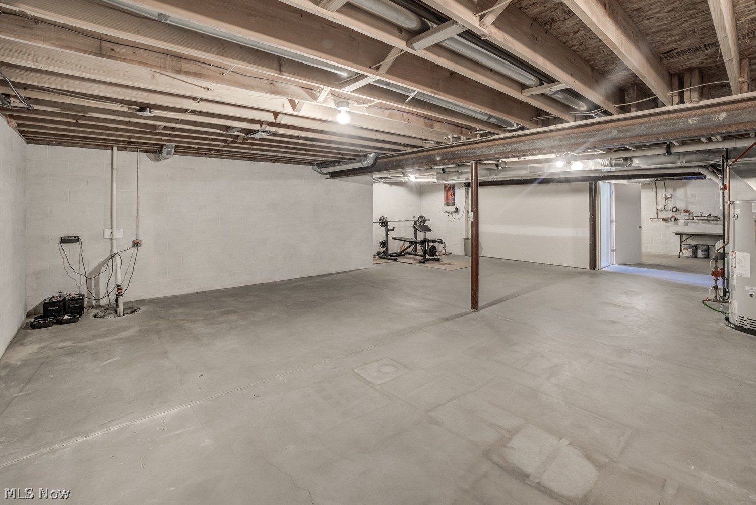 462 Equestra N Aurora OH 44202