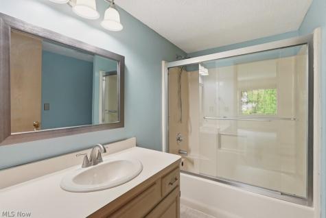 20745 Sun Meadow Trail Strongsville OH 44149