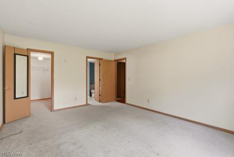 20745 Sun Meadow Trail Strongsville OH 44149