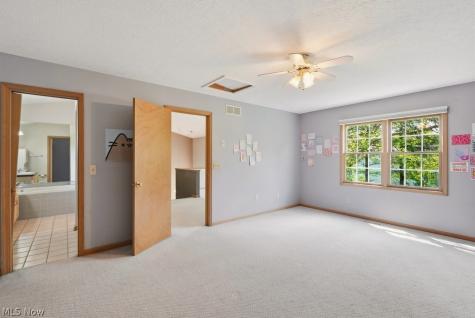20745 Sun Meadow Trail Strongsville OH 44149