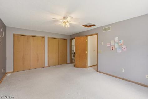 20745 Sun Meadow Trail Strongsville OH 44149