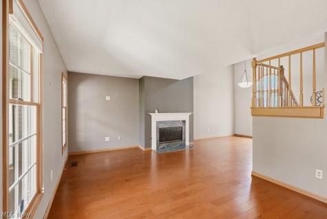 20745 Sun Meadow Trail Strongsville OH 44149