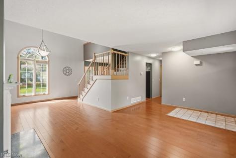 20745 Sun Meadow Trail Strongsville OH 44149