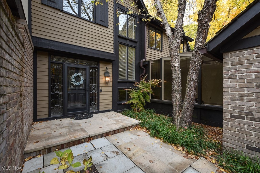 31 Hidden Valley Rocky River OH 44116