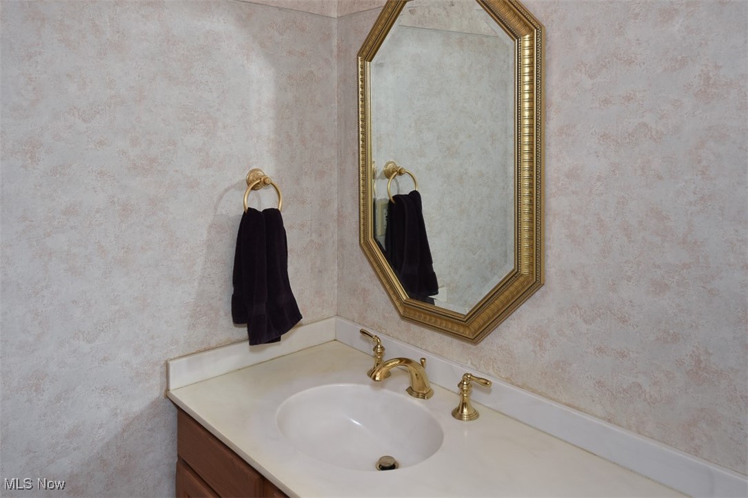 31 Hidden Valley Rocky River OH 44116