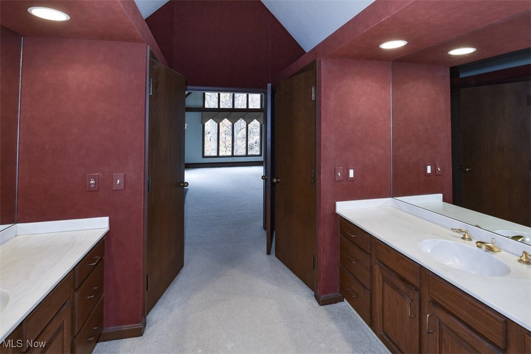 31 Hidden Valley Rocky River OH 44116