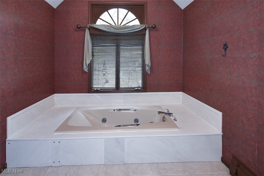 31 Hidden Valley Rocky River OH 44116