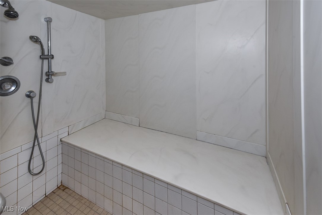 31 Hidden Valley Rocky River OH 44116