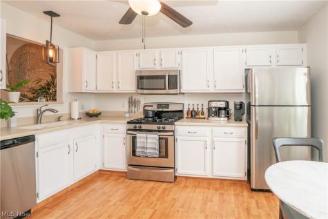 6788 Palmer Drive NW Canton OH 44718