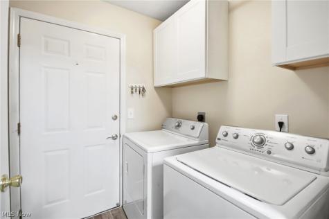 14926 Lenox Drive Strongsville OH 44136