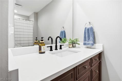 14926 Lenox Drive Strongsville OH 44136