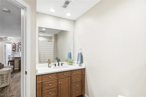 14926 Lenox Drive Strongsville OH 44136