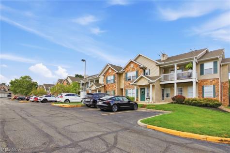 14926 Lenox Drive Strongsville OH 44136