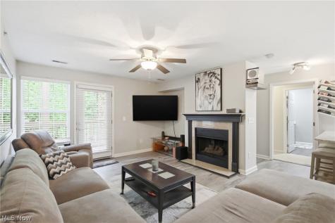 14926 Lenox Drive Strongsville OH 44136