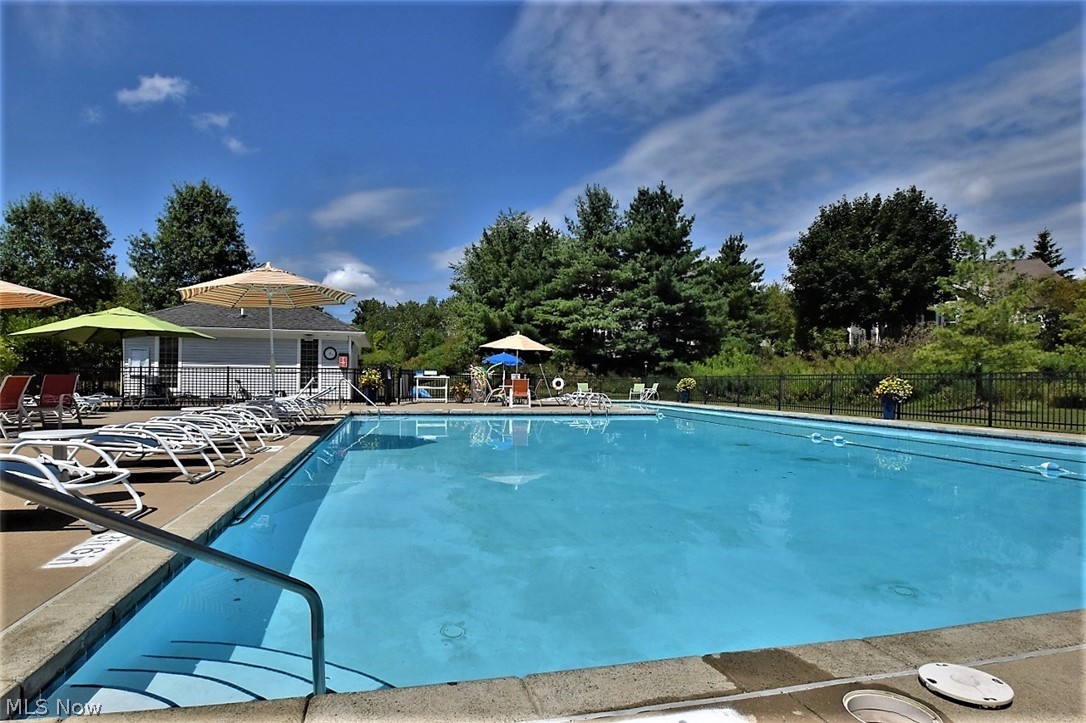 524 Covington Lane Chagrin Falls OH 44023