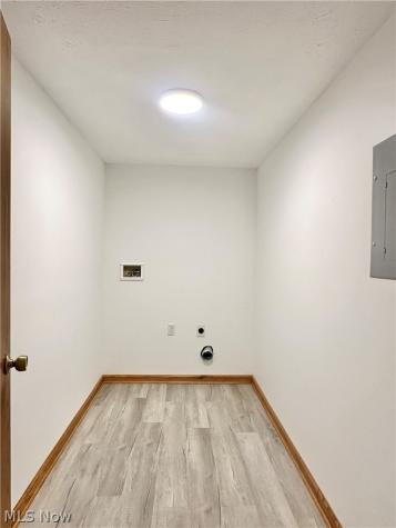 2193 Pinebrook Trail Cuyahoga Falls OH 44223