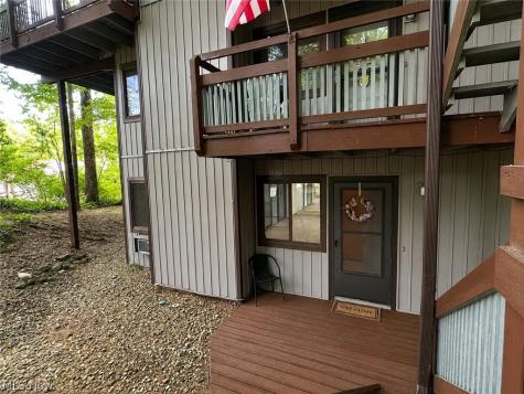 2193 Pinebrook Trail Cuyahoga Falls OH 44223